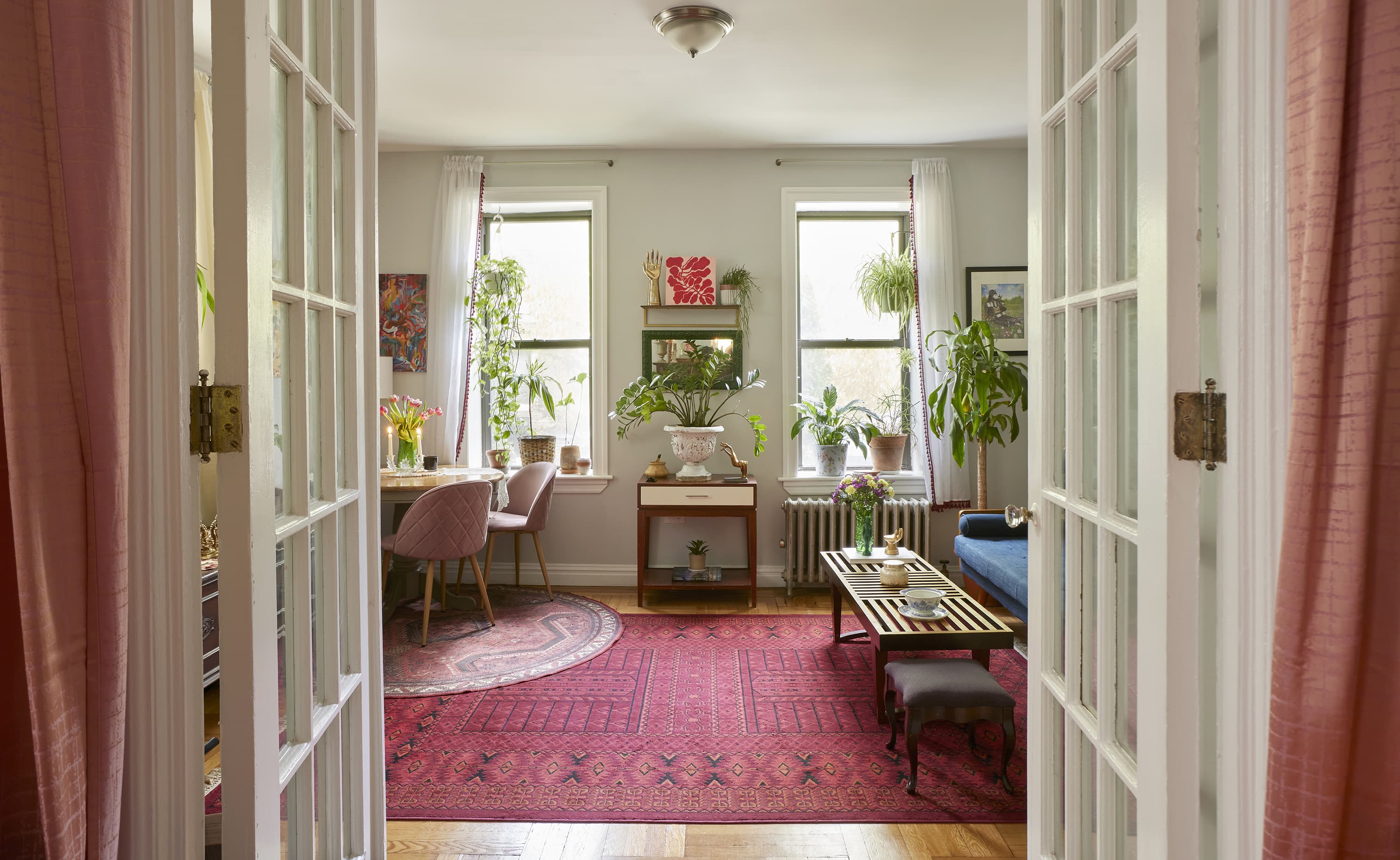 Decorating Small Space | Apartment Therapy